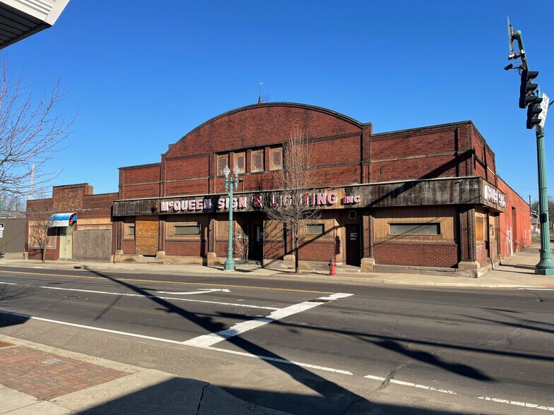 More Photos Of 1015 12th NE st, Canton Industrial For Sale