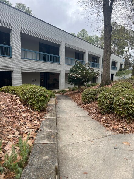 More Photos Of 1770 The Exchange SE, Atlanta Office For Lease