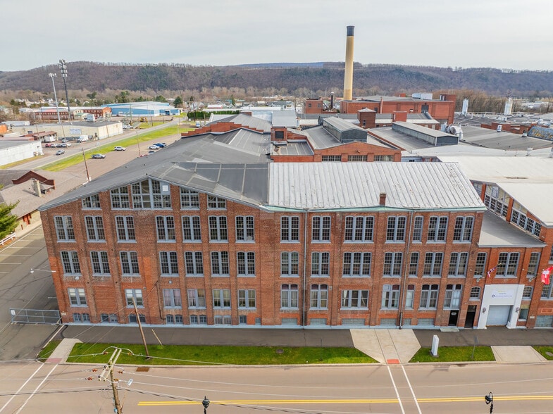More Photos Of 480 W 5th St, Bloomsburg Manufacturing For Sale
