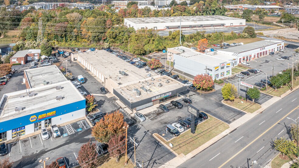 More Photos Of 4438 South Blvd, Charlotte Auto Repair For Sale