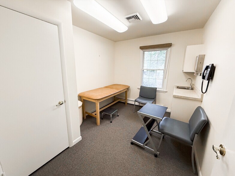 More Photos Of 108 Kings Hwy S, Cherry Hill Office For Lease