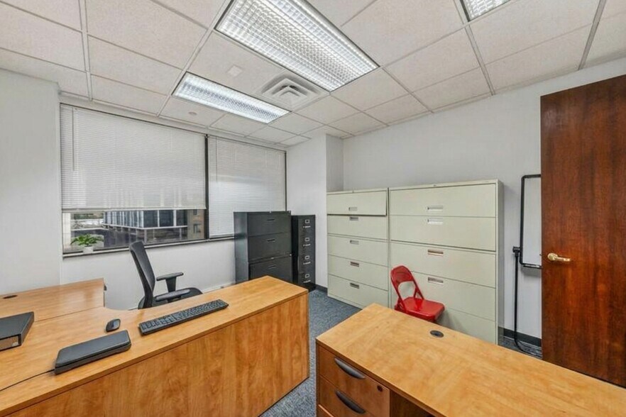 More Photos Of 2160 N Central Rd, Fort Lee Office For Lease