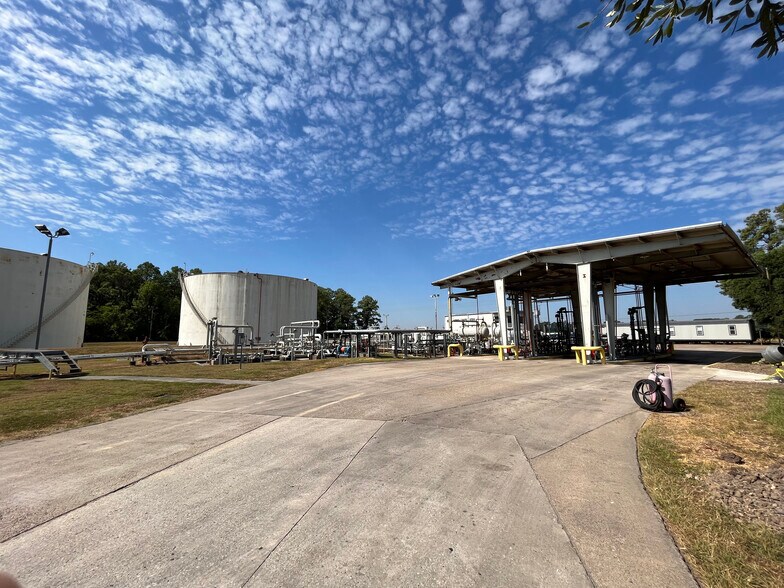 More Photos Of 17617 Aldine Westfield Rd, Houston Specialty For Sale