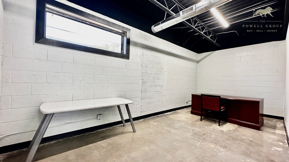 More Photos Of 3610 34th St, Lubbock Office For Sale