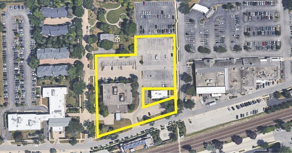 More Photos Of 333 Chestnut St, Hinsdale Medical For Lease