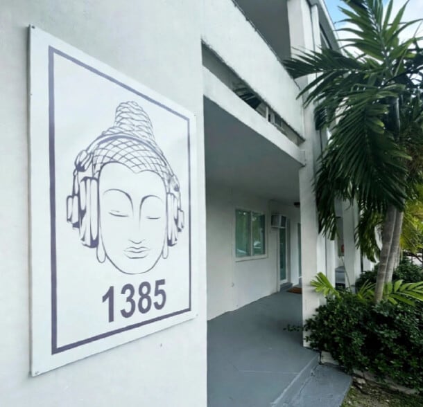 More Photos Of 1385 NE 105th St, Miami Shores Apartments For Sale