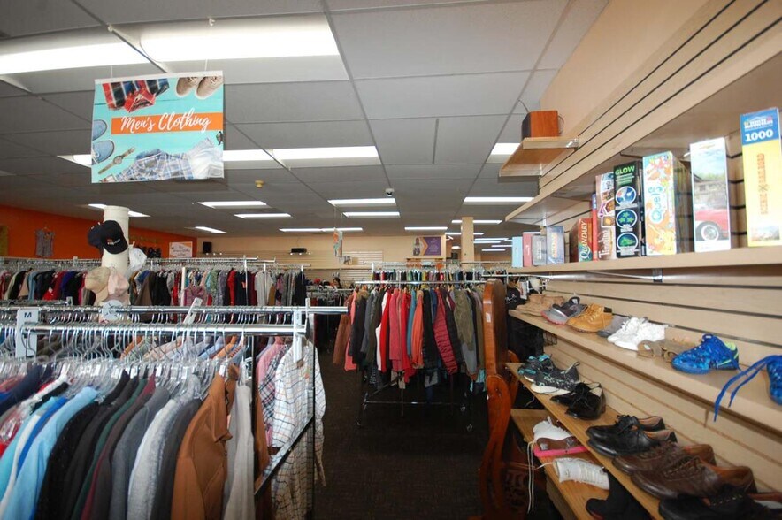 More Photos Of 10730 Connecticut Ave, Kensington Storefront Retail Office For Sale