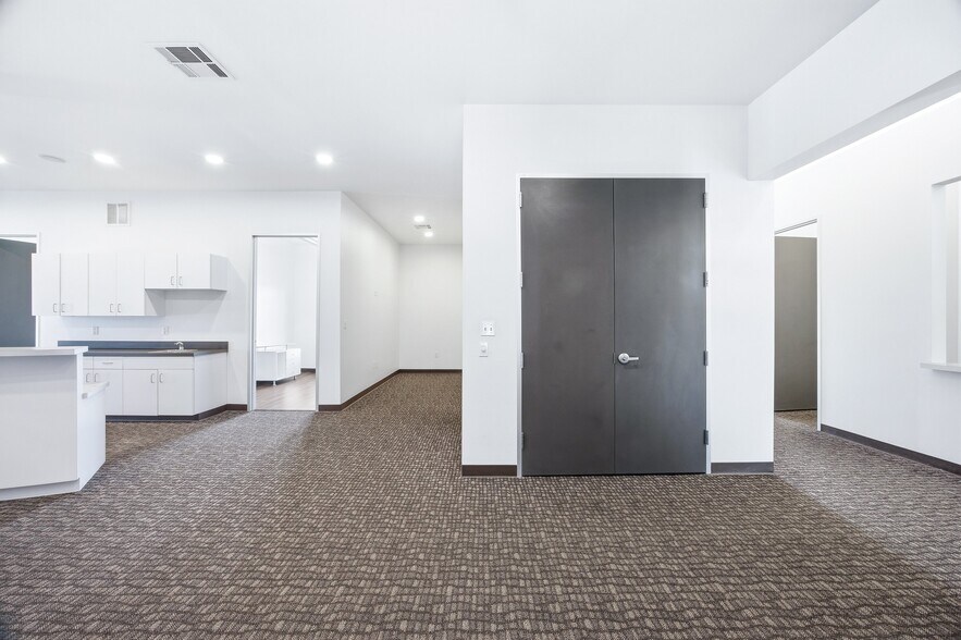 More Photos Of 12171 W Parmer Ln, Cedar Park Medical For Lease