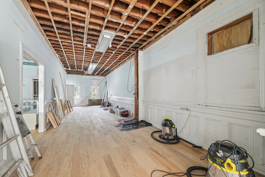 More Photos Of 75 Main St, Sussex Storefront Retail Residential For Sale