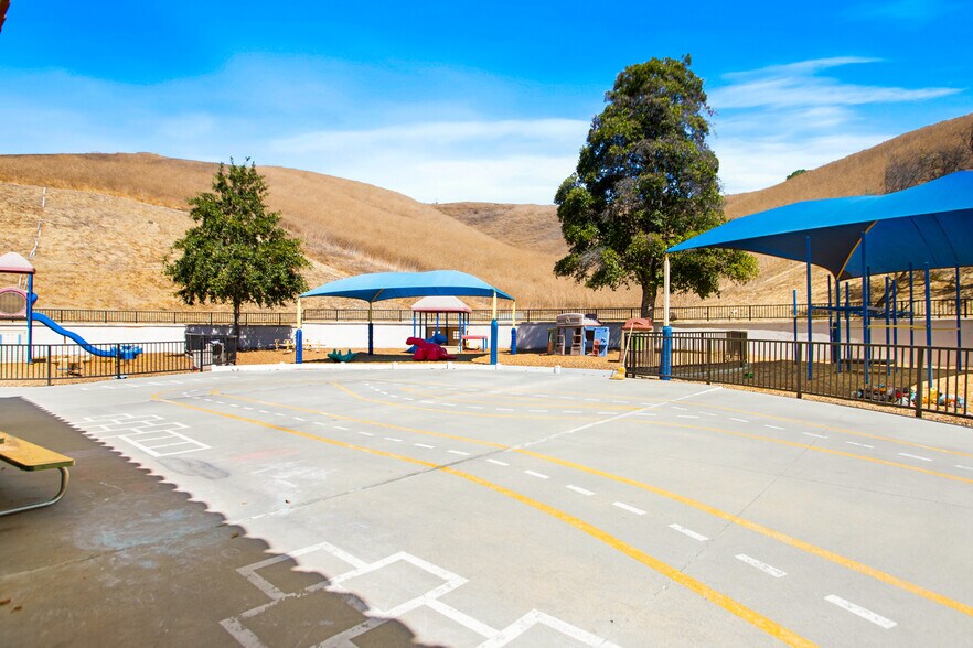 More Photos Of 2090 Chino Hills Pkwy, Chino Hills Schools For Lease