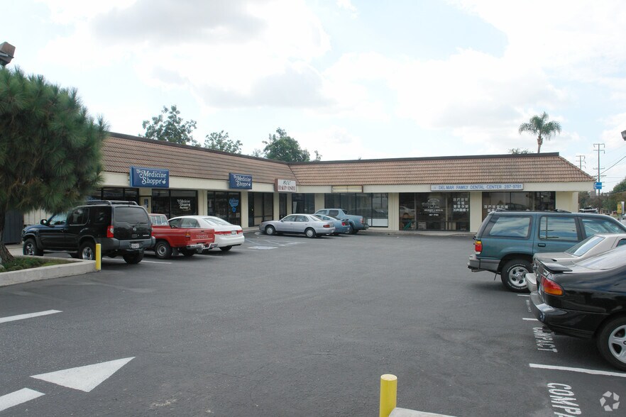 More Photos Of 702 S Del Mar Ave, San Gabriel Storefront For Lease