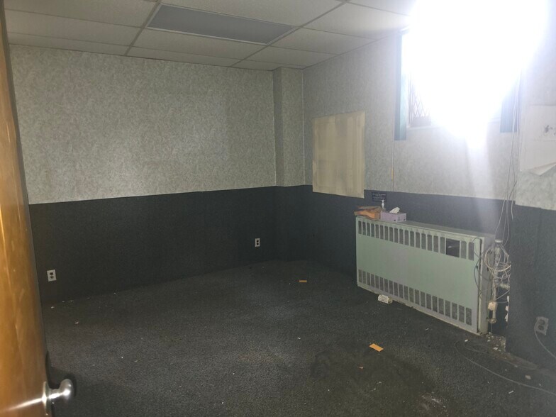 More Photos Of 3835-3845 Sedgwick Ave, Bronx Apartments For Lease