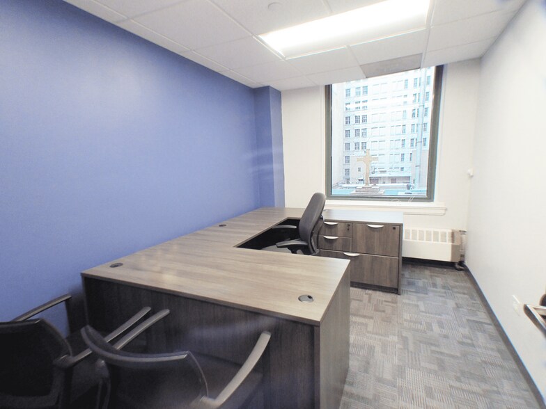 More Photos Of 105 W Madison St, Chicago Office Residential For Lease