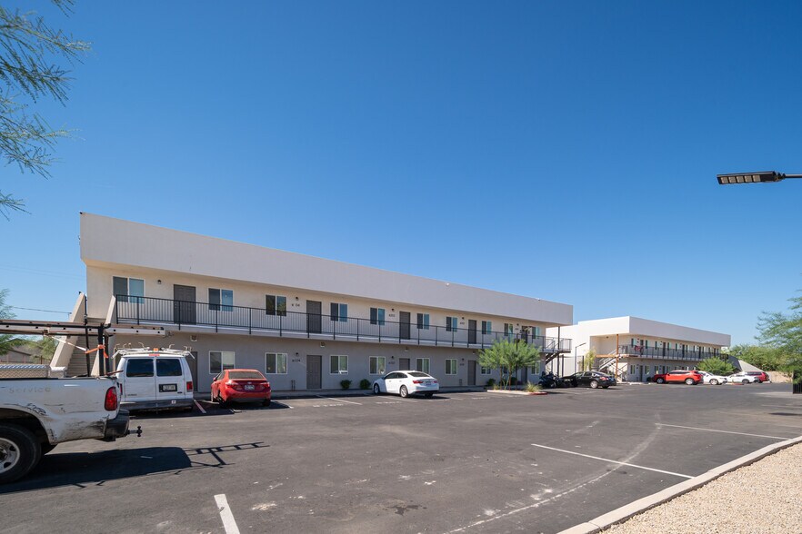More Photos Of 2121 W Adams St, Phoenix Apartments For Sale