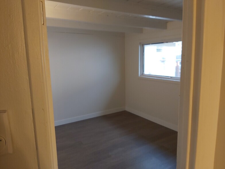 More Photos Of 350 SE Lilly Ave, Corvallis Apartments For Sale