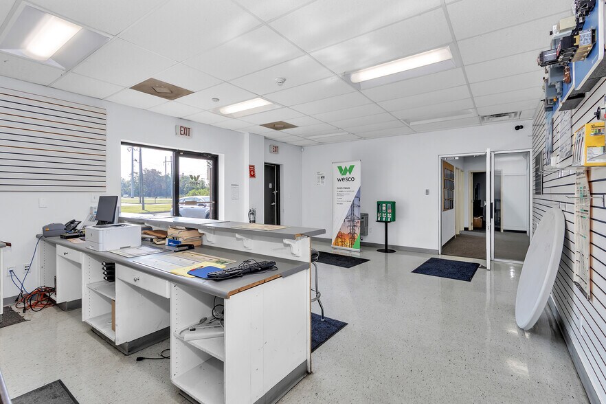 More Photos Of 1703 Marvin Griffin Rd, Augusta Light Distribution For Lease