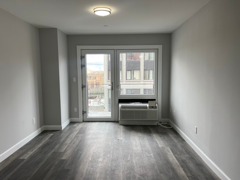 More Photos Of 3162 Villa Ave, Bronx Apartments For Sale