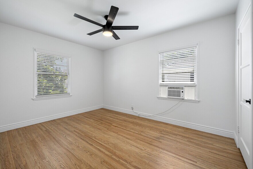 More Photos Of 1458 E Wilson Ave, Glendale Apartments For Sale