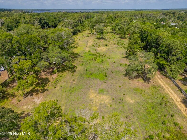 More Photos Of 9641 River Rd, Wilmington Trailer Camper Park For Sale