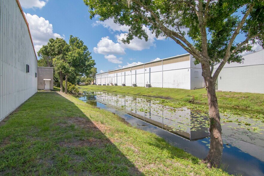 More Photos Of 2401 Destiny Way, Odessa Warehouse For Lease