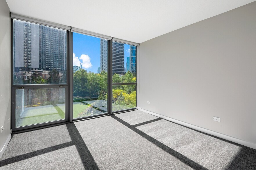 More Photos Of 400 E South Water St, Chicago Apartments For Lease