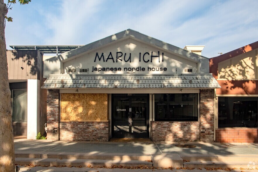 More Photos Of 368 Castro St, Mountain View Restaurant For Lease