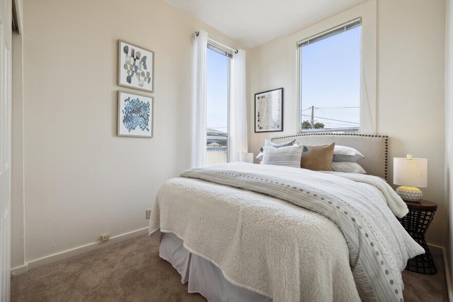 More Photos Of 1820 3rd St, Alameda Apartments For Sale