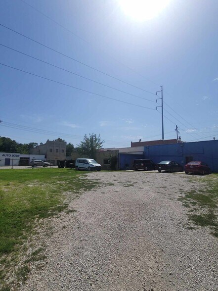 More Photos Of 812 Osage Ave, Kansas City Storefront For Lease