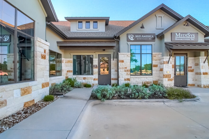 More Photos Of 301 Denali Pass, Cedar Park Office For Lease