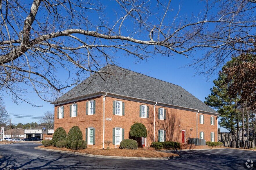 More Photos Of 284 S Main St, Alpharetta Unknown For Lease