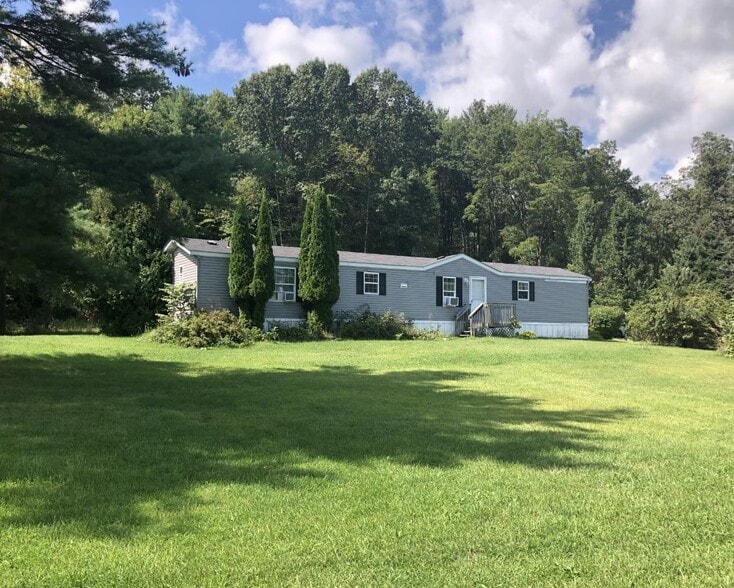 Primary Photo Of 190 Cherrytown Rd, Kerhonkson Manufactured Housing Mobile Home Park For Sale