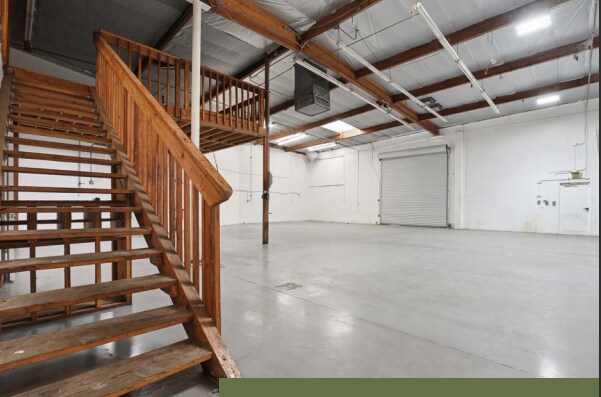 More Photos Of 2128 Auto Park Way, Escondido Manufacturing For Sale