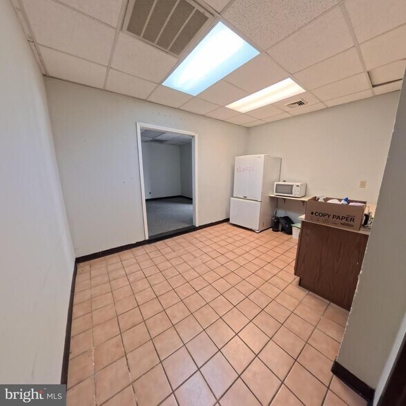 More Photos Of 1515 Mount Hope Ave, Pottsville Office For Lease