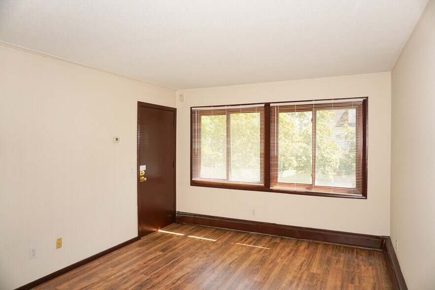 More Photos Of 2800 Stevens Ave, Minneapolis Multifamily For Sale