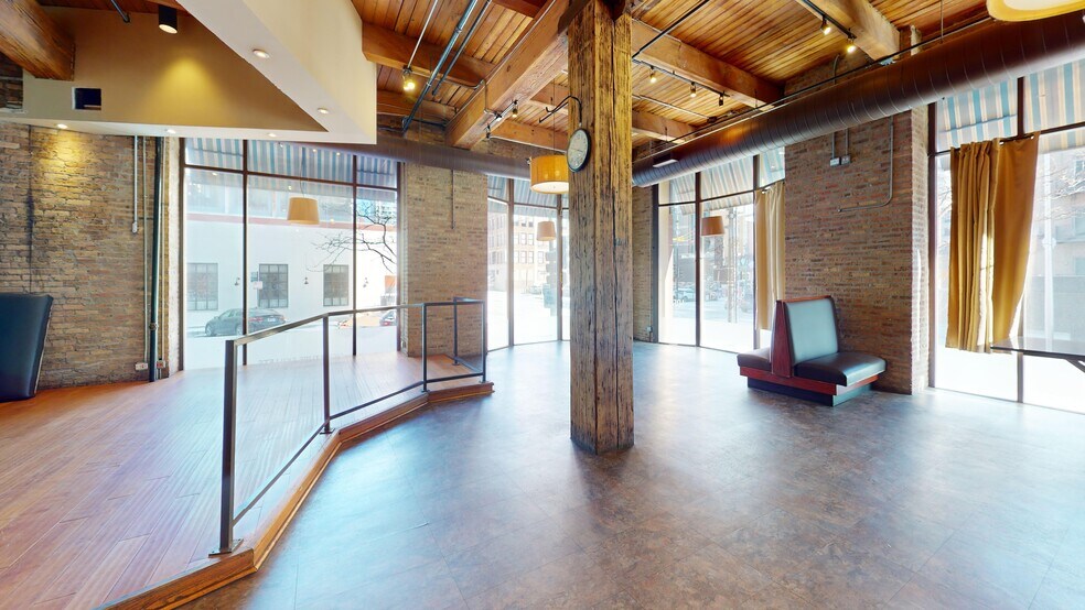 More Photos Of 343 W Erie St, Chicago Office For Lease