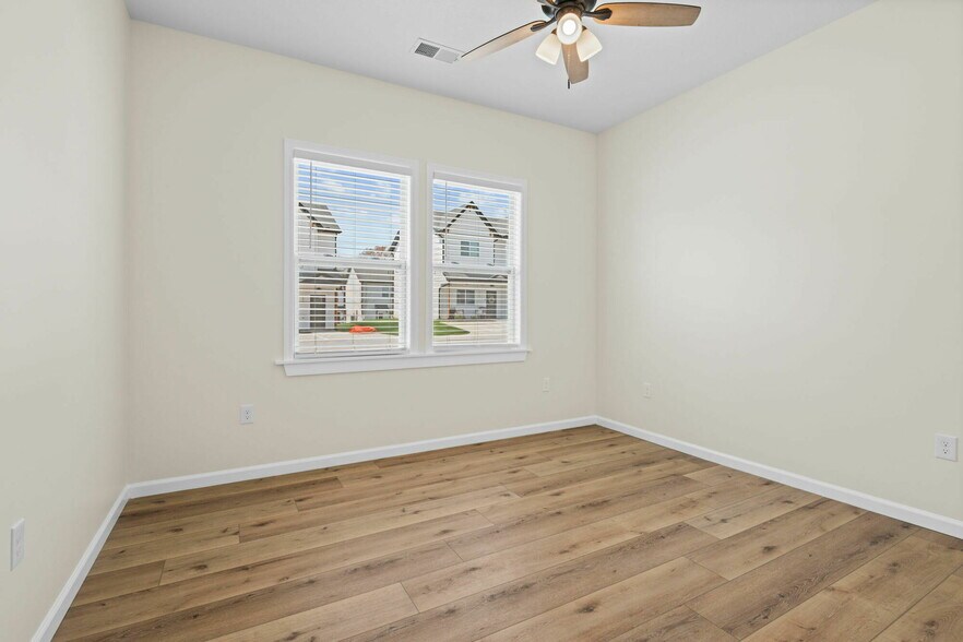 More Photos Of 1763 Strawberry Meadows Way, Knoxville Apartments For Sale