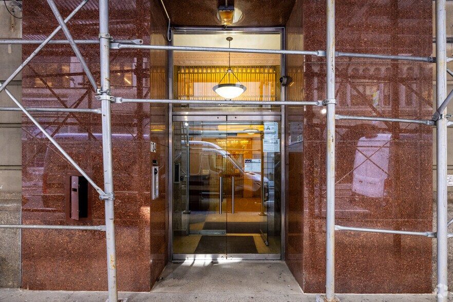 More Photos Of 134-142 W 37th St, New York Office For Lease