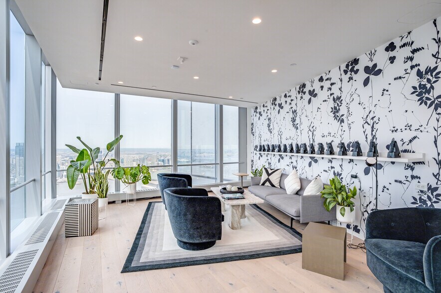 More Photos Of 4 World Trade Center, New York Office For Lease