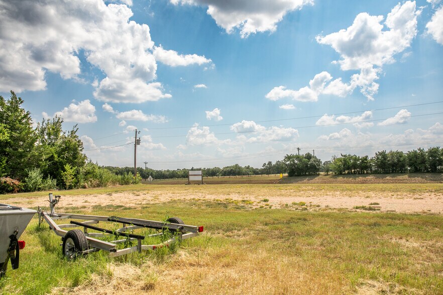 More Photos Of 30 Red Tip Ln, Brenham Land For Sale