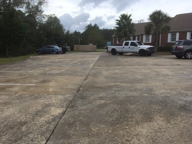 More Photos Of 1201 Shadowlawn Dr, Saint Marys Freestanding For Lease