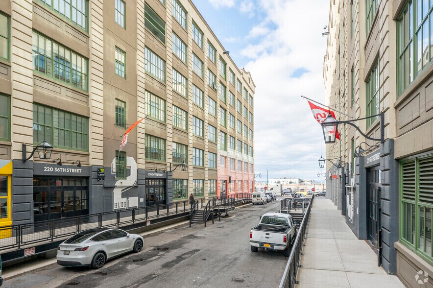 More Photos Of 220 36th St, Brooklyn Loft Creative Space For Lease