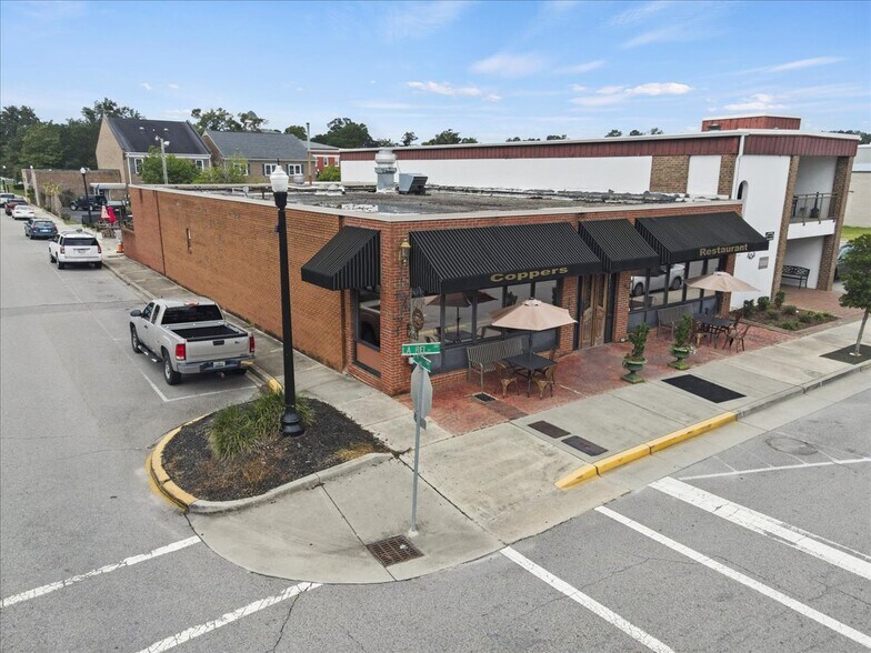 More Photos Of 201 Laurel St, Conway Restaurant For Sale