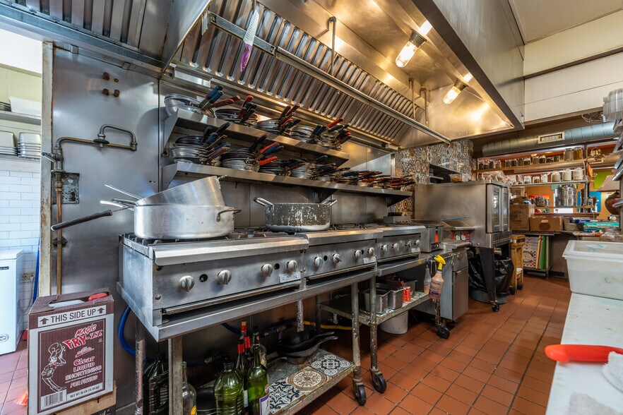 More Photos Of 424 N Main St, Souderton Restaurant For Sale