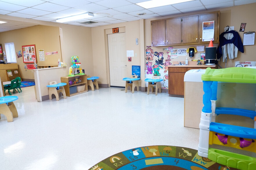 More Photos Of 309 S Scott St, Senatobia Daycare Center For Sale