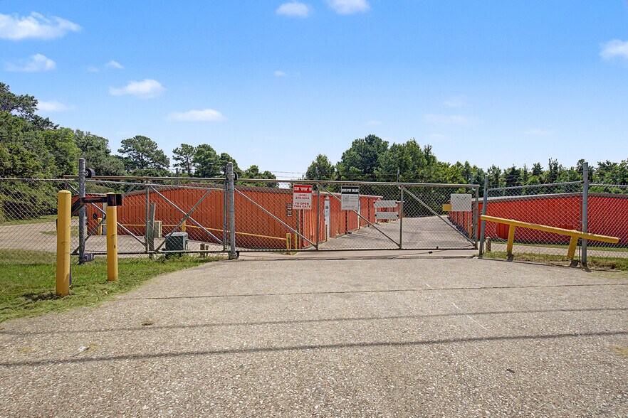 More Photos Of , Huntsville Specialty For Sale
