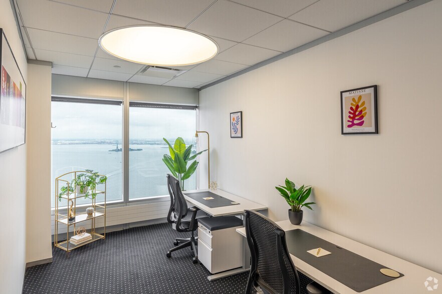 More Photos Of 17 State St, New York Coworking Space