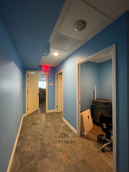 More Photos Of 2308 30th Ave, Astoria Medical For Lease