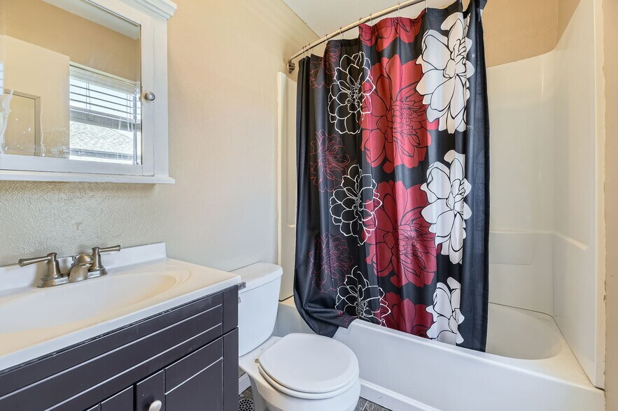 More Photos Of 2544 Champa St, Denver Apartments For Sale