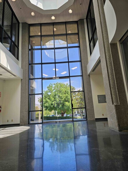 More Photos Of 181 S Old Springs Rd, Anaheim Loft Creative Space For Lease