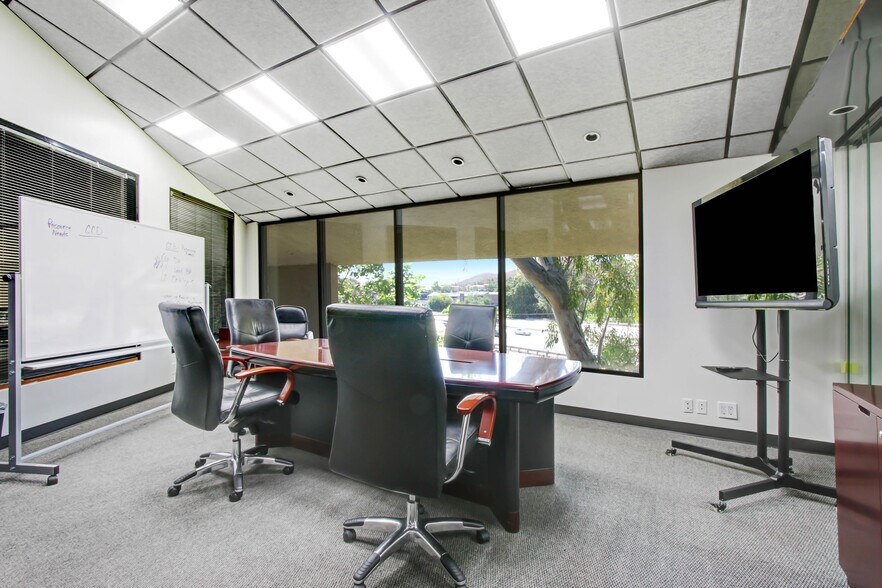 More Photos Of 5210 Lewis Rd, Agoura Hills Light Distribution For Sale